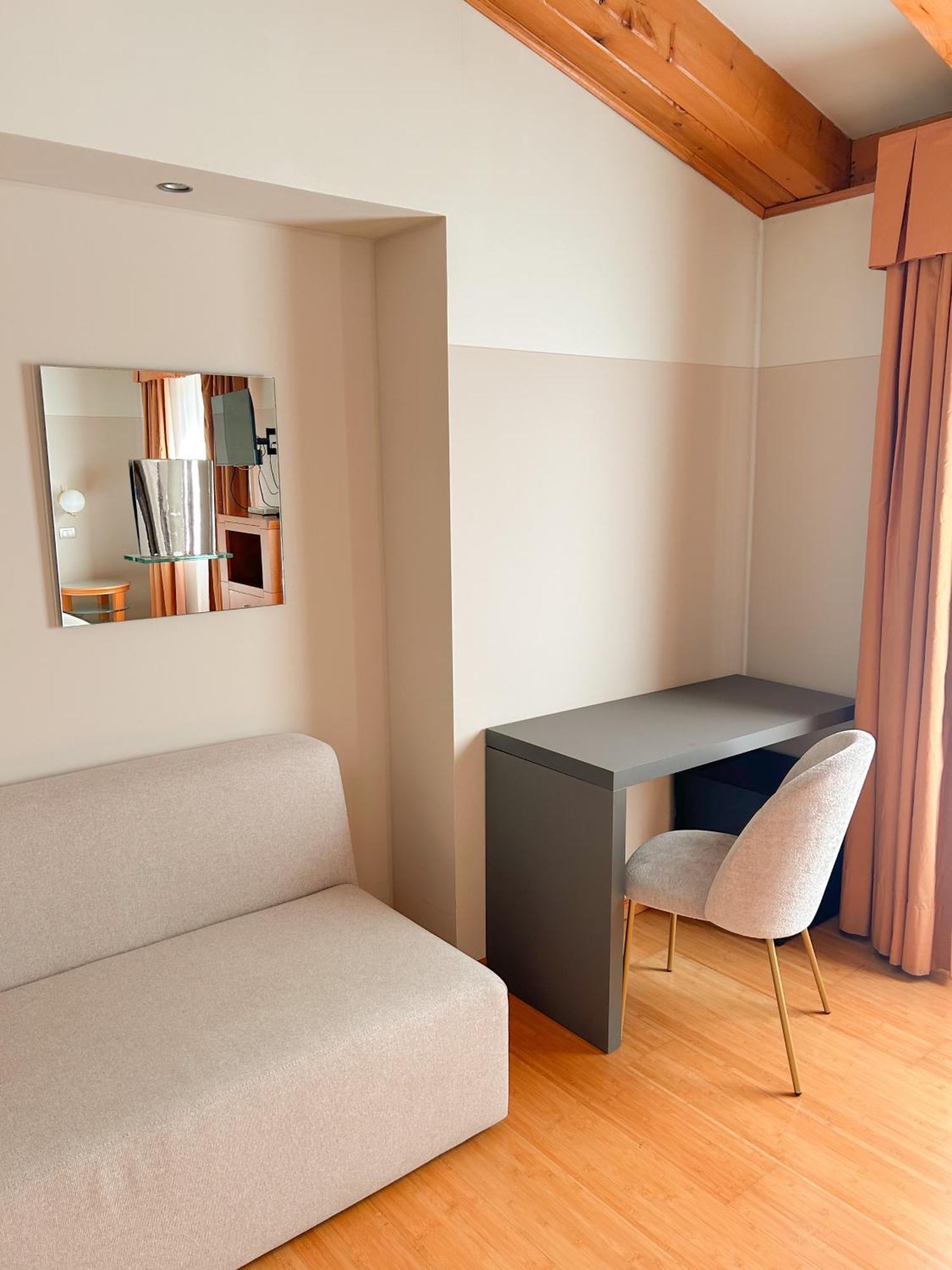 Hotel Della Torre 1850 Ponte San Marco Екстер'єр фото